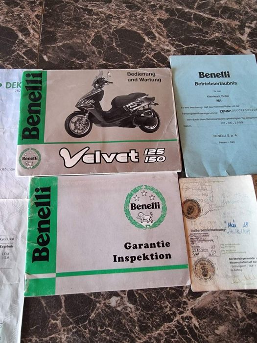 Запазен скутер Velvet Benelli