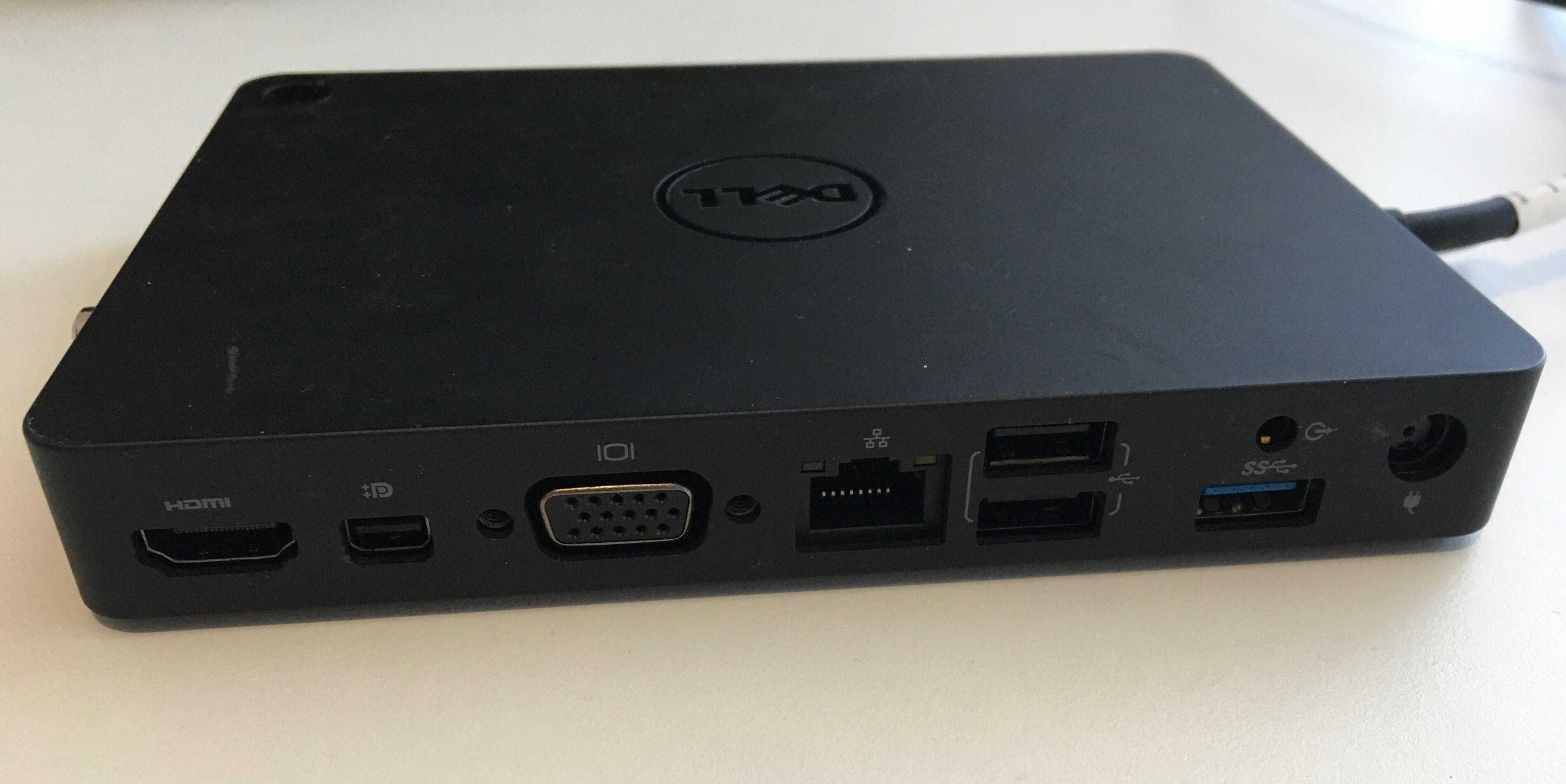 Docking Station Dell WD15, USB-C, Adaptor 90W si cabluri