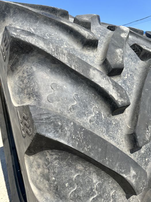 650/65r38 bkt tractor
