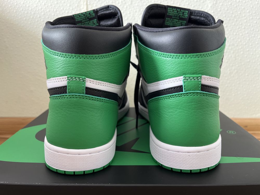 Air Jordan 1 Retro High OG - Lucky Green