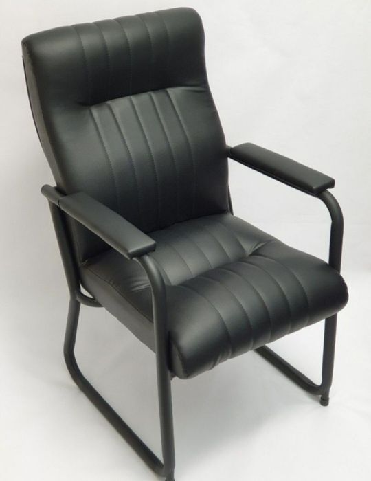 Продам Кожанное кресло