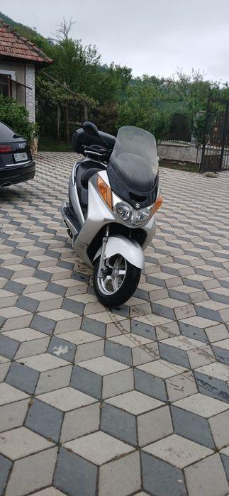 Scuter Suzuki Burgman