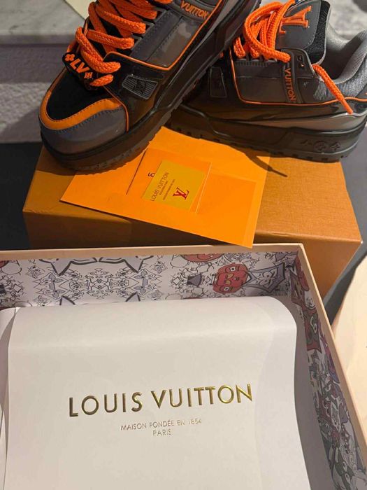 Adidasi LV . ‼️BEST QUALITY ‼️