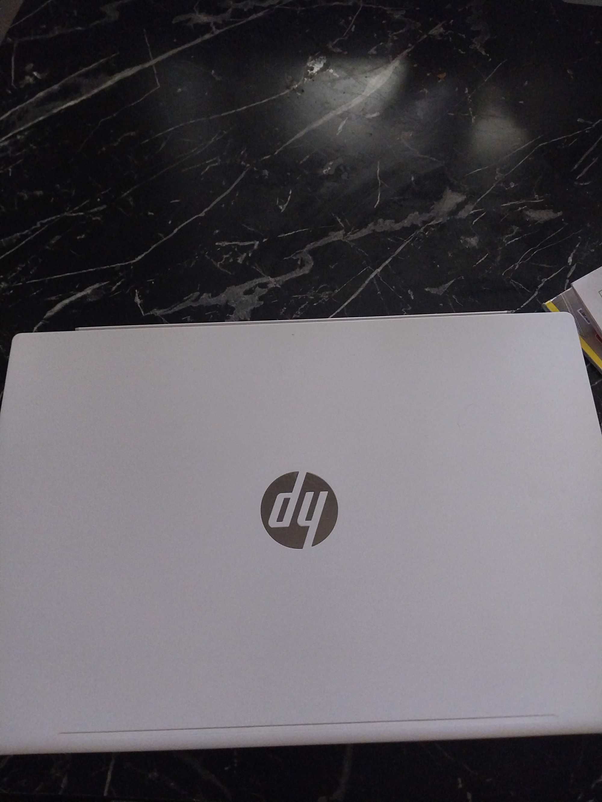 HP noutbook srochna sotiladi