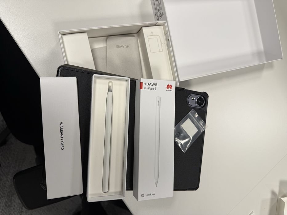 Vând **Huawei MatePad 11.5 S** + **M-Pencil** + husă – complet nou