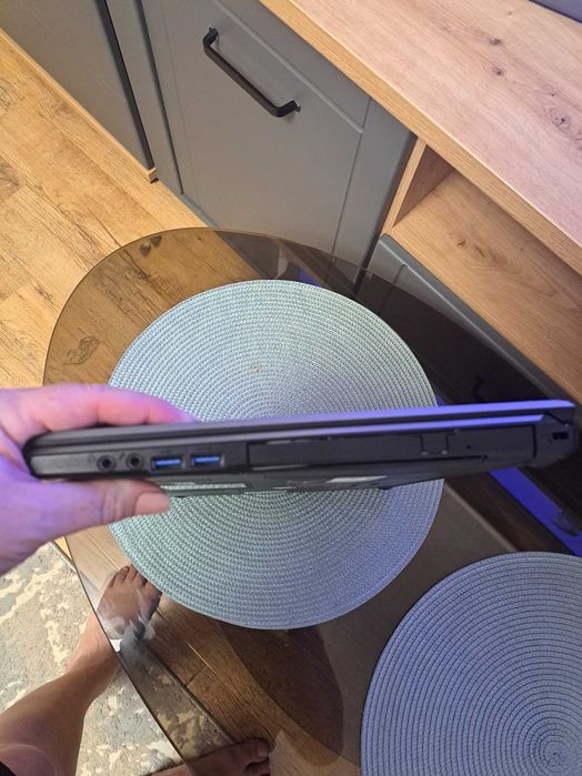 Leptop fujitsu lifebook 15.6"!!