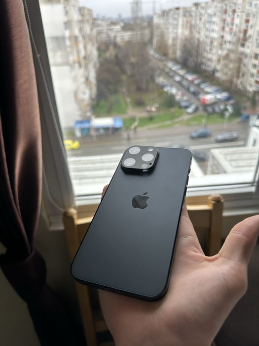 Продавам 2 броя iPhone 14 Pro Max – 512GB (лилав и черен)