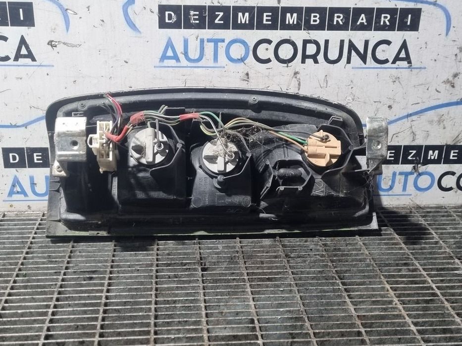 Stop Dreapta Nissan Navara D22 1998 - 2004 SUV 2 Usi (1347) Bec clasic