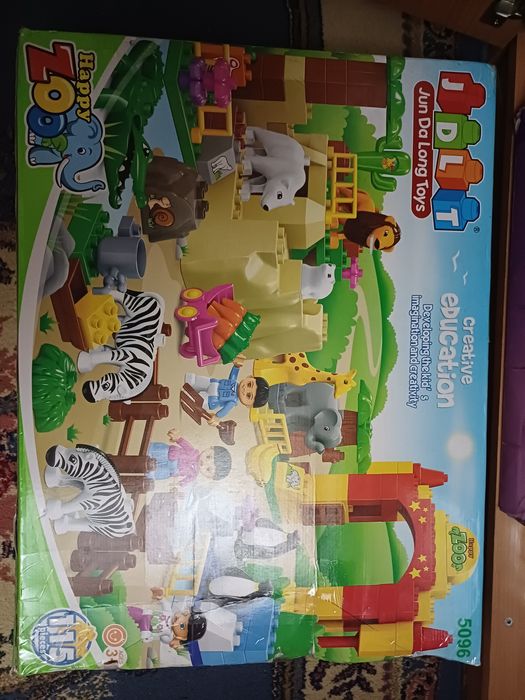 Конструктор " Зоопарк"