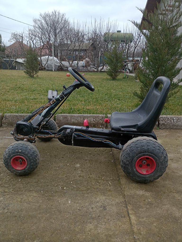 Vând kart modificat electric