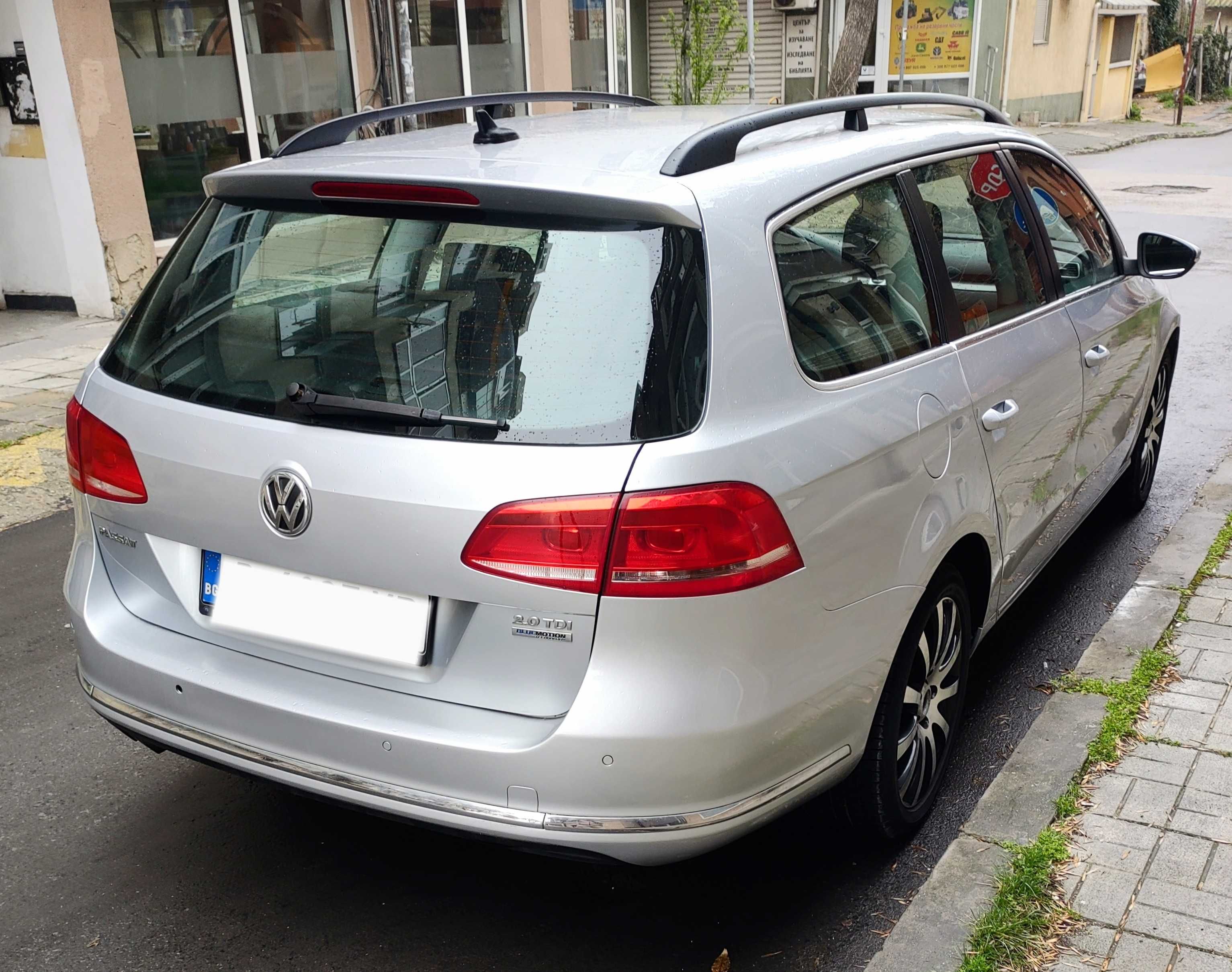 VW Passat - 2.0 TDI-140k.s.-2011г. -обслужен!!!
