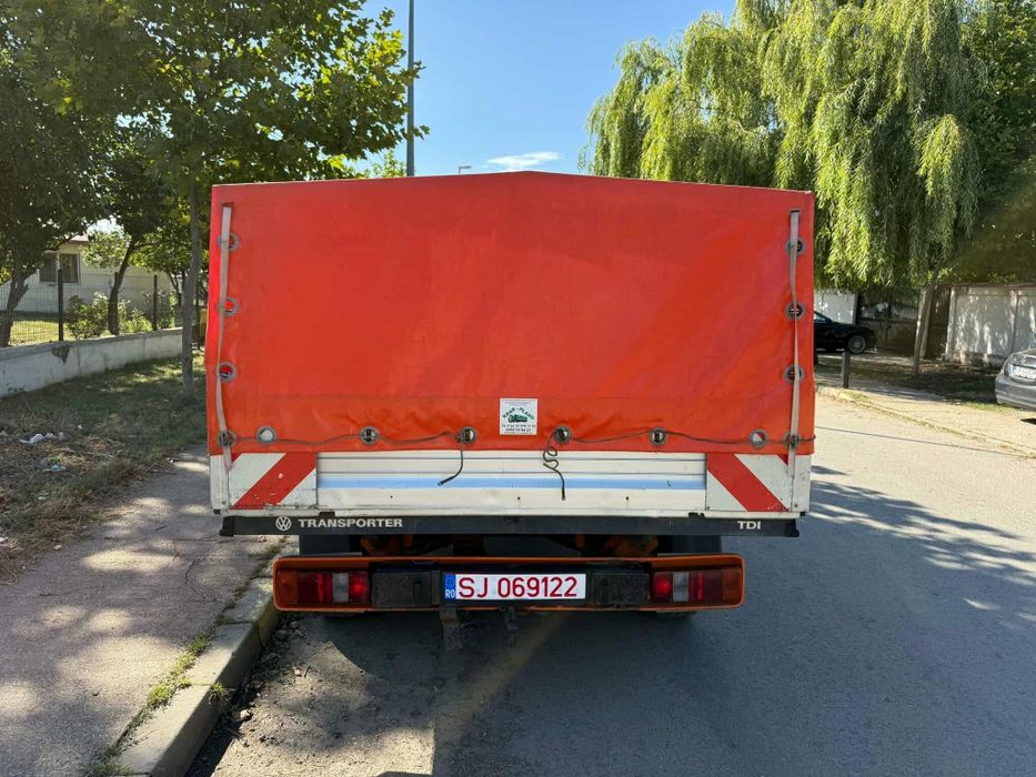 Vand sau schimb Volkswagen T5 1.9 tdi