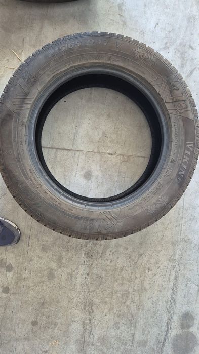 Anvelope Viking iarna 215/65 R17
