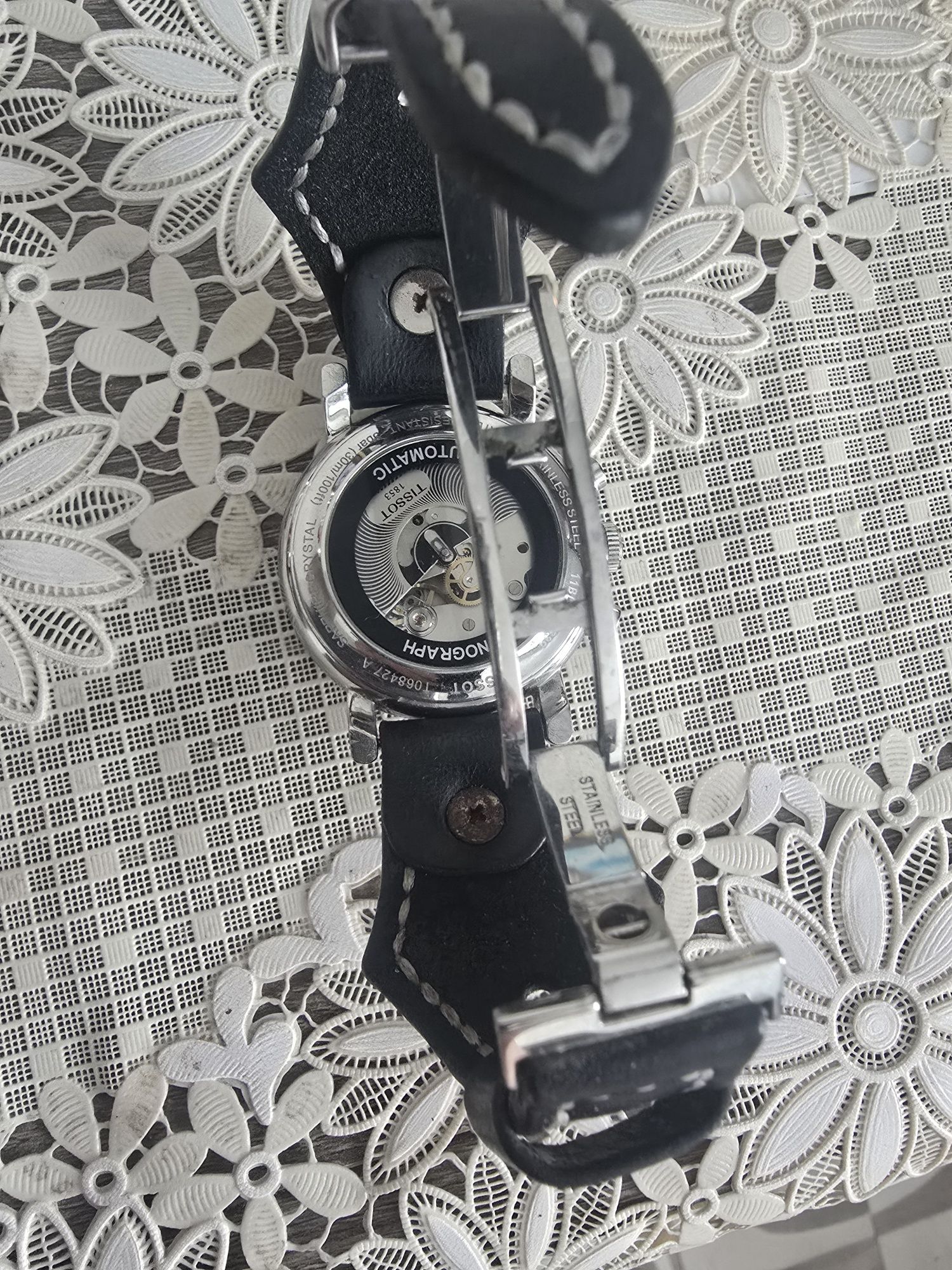 Часы Tissot carson