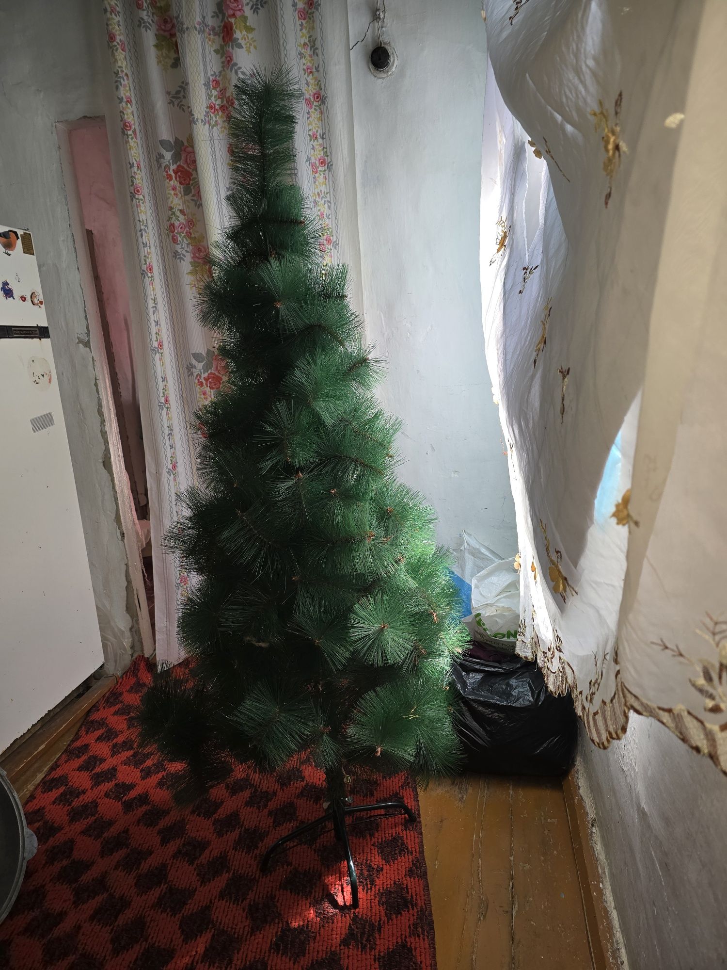 Янги йил арчаси.