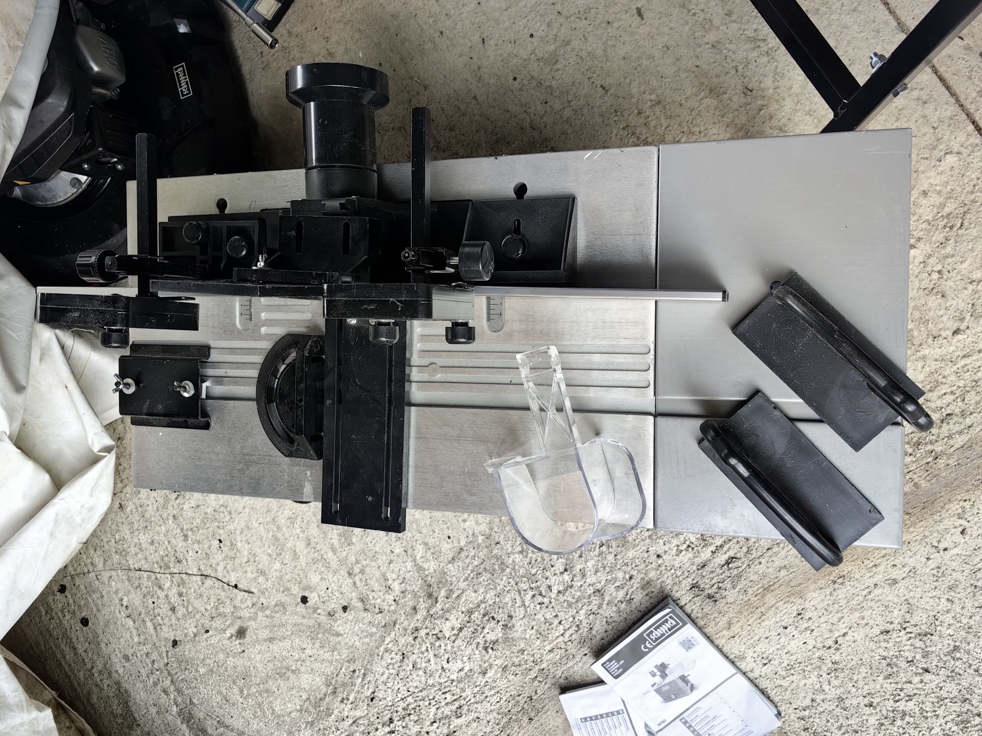 Настолна фреза Scheppach HF60