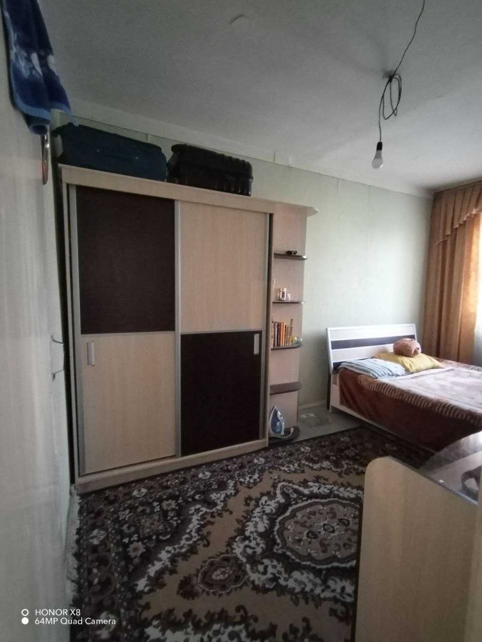 Себзор. НБУ . 9 qavatli uyning 9-qavatida 3 xonali honadon sotaman.