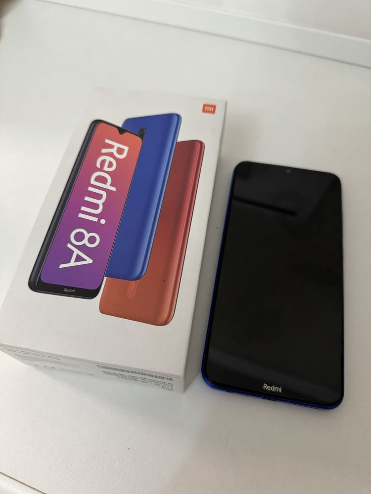 Смартфон Xiaomi Redmi 8A