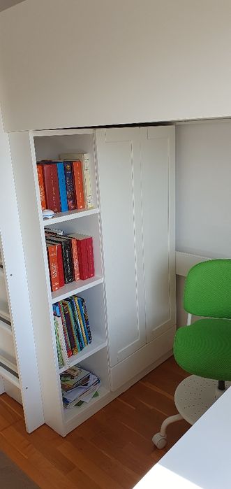 Vând pat supraetajat IKEA Smastad - ca NOU!