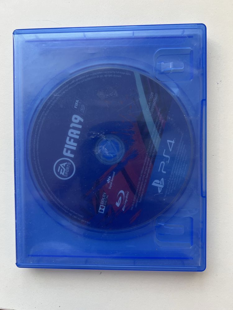 Игра за PS4 ,, FIFA 19 “