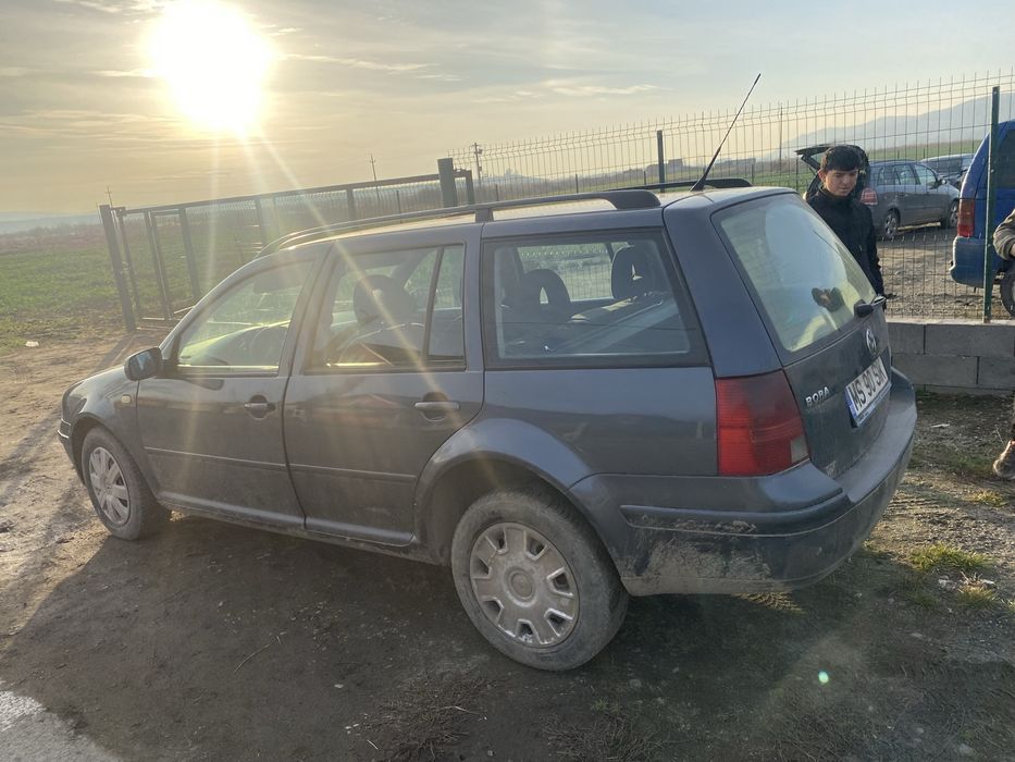 Piese VW BORA 1.9 tdi 116 CP AJM.bara fata,chiuloasa,injectoare