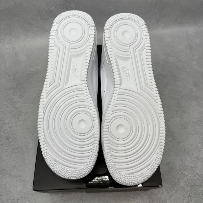 Мъжки обувки Air Force 1 x Supreme