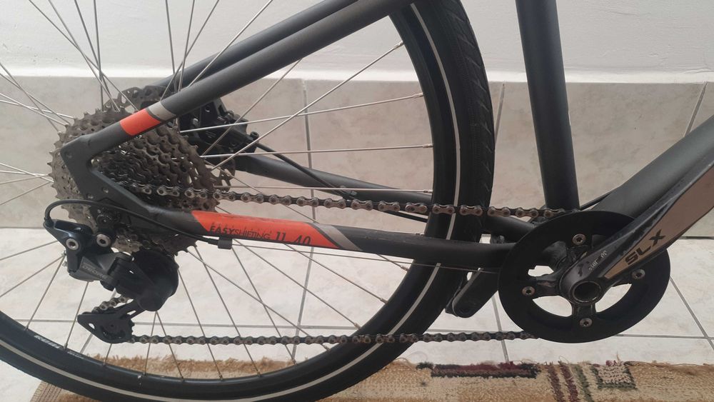 Bicicleta city/trekking Riverside 700