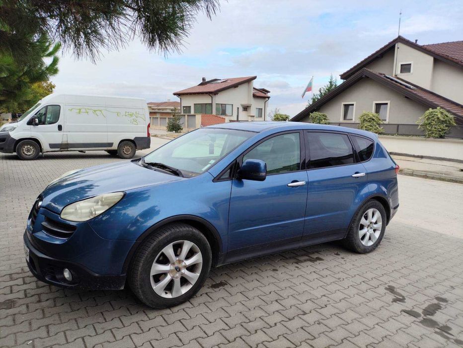 Subaru Tribeca 3.0-литров SUV с 4x4 и 7 места, Безин/Газ