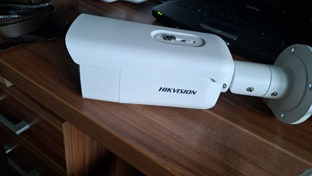 Cameră supraveghere nouă Hikvision DS-2CD2T85G1-I5/I8 – 8MP 4K, IR