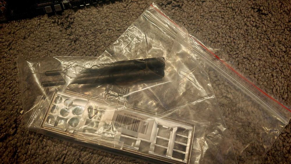 ASUS X79-DELUXE  WiFi + CPU Intel i7 4930K 6/12 core шест ядрен