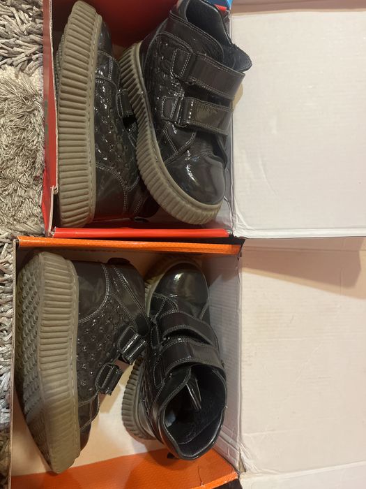 Детскии аяқ-киім