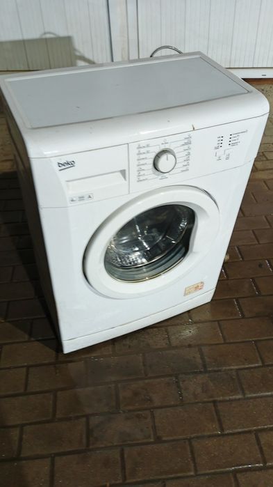 Стиральная машинка бу Beko