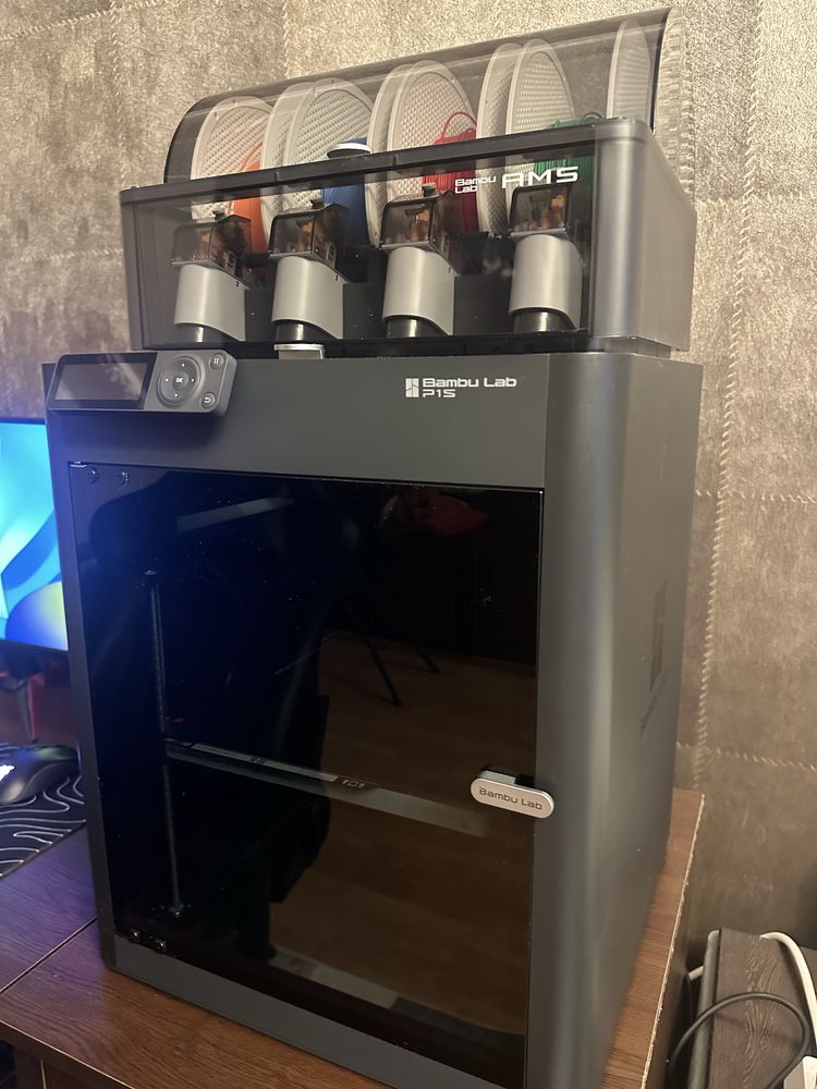 Bambu lab P1S combo + 4 filsments