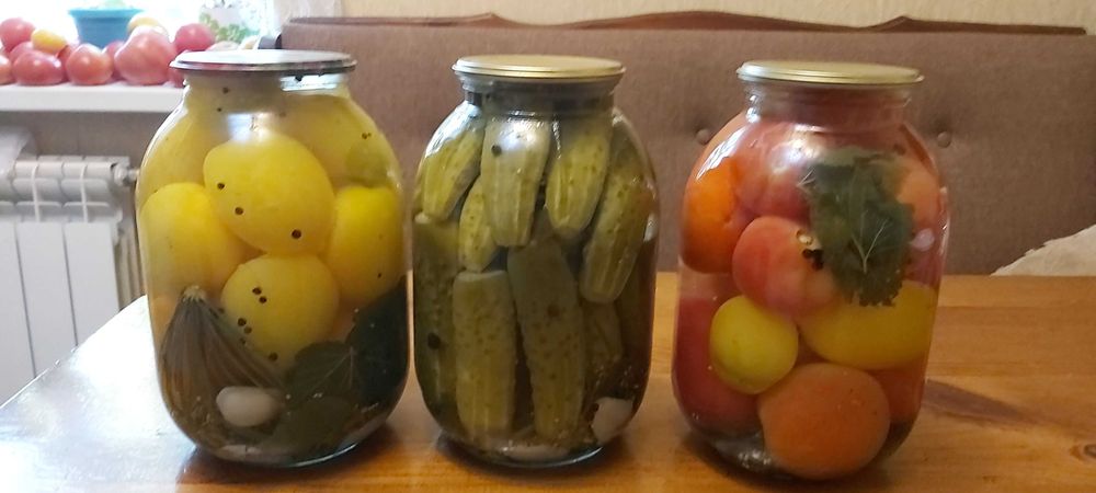 Домашние соления - помидоры, огурцы, ассорти!