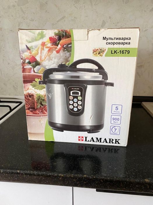 Мультиварка Lamark LK-1679