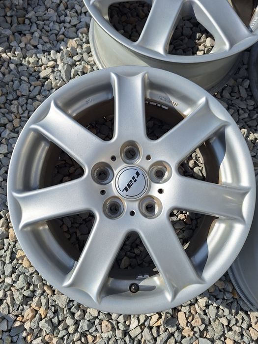 5x120..16цола.7j ET44 Rial