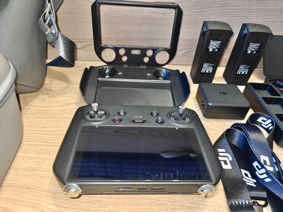 Дрон DJI Mavic 3 PRO Fly more combo + RC PRO + Hard Case + Аксесоари