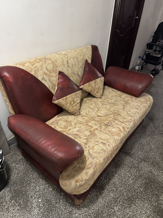 Vand canapea extensibila