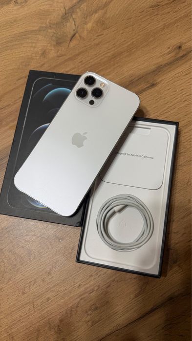 Продам айфон состояние хорошее