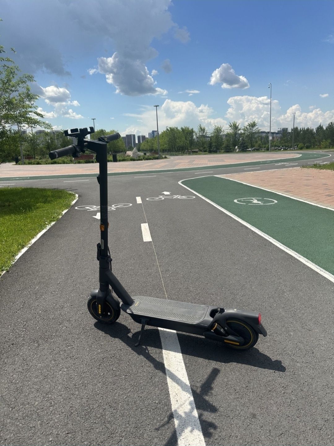 MAX G2 Ninebot в отличном состояние
