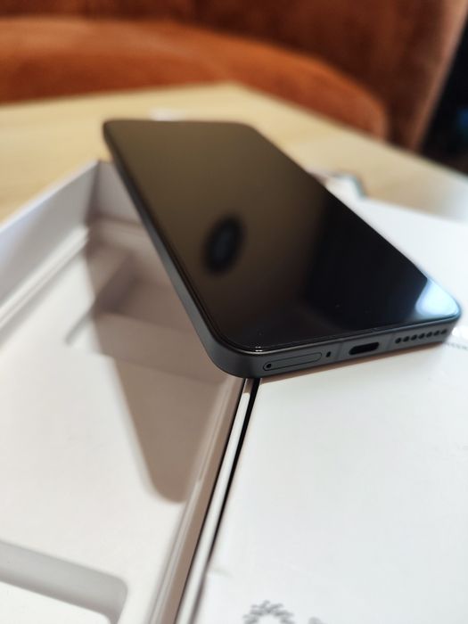 Xiaomi 15 Черен 12/256GB