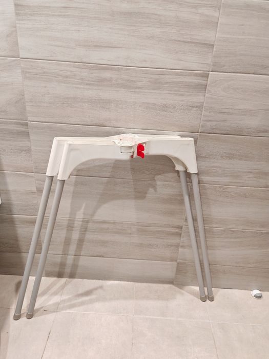 Вана за бебе със стойка