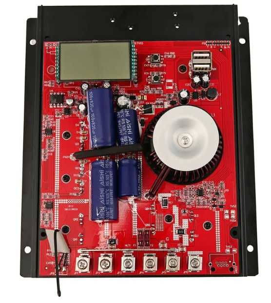Соларен MPPT контролер 40A със Bluetooth и вход от PV до 100V