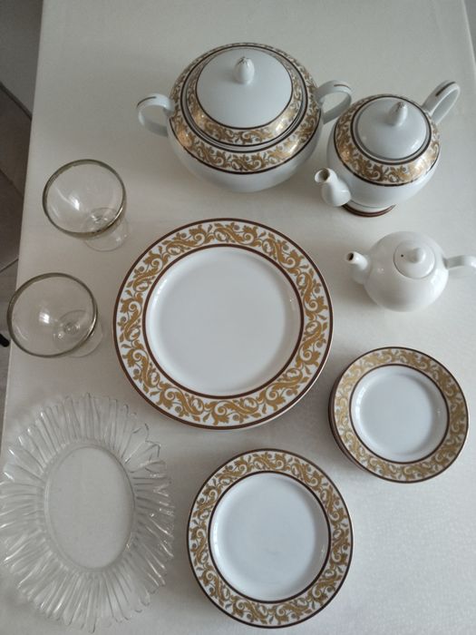 Продам набор посуды