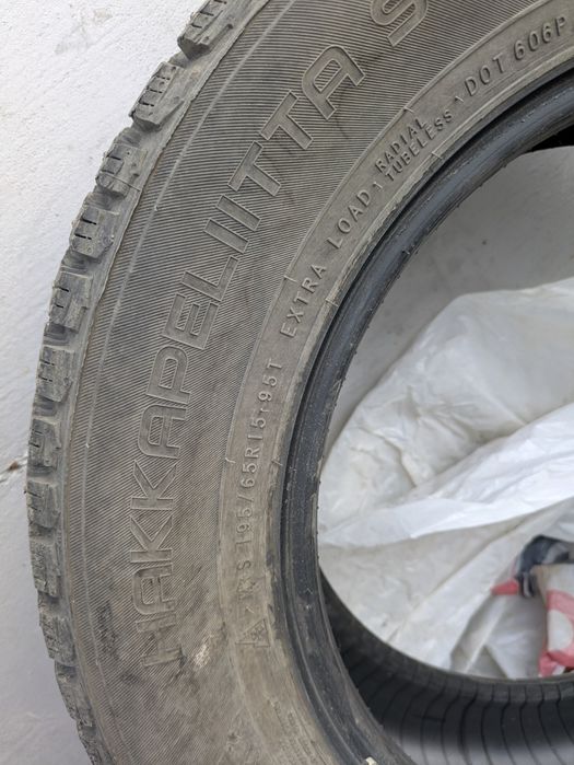Продам Nokian Hakkapeliitta 9 195/65/15 1 сезон