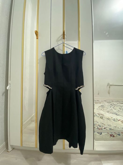 Продам платье для девочек