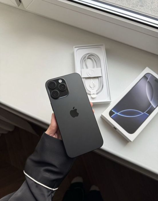 iPhone 16 pro max 256 black