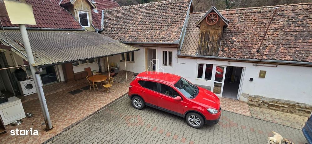 Casa/ Spalatorie chimica de vanzare in Sighisoara