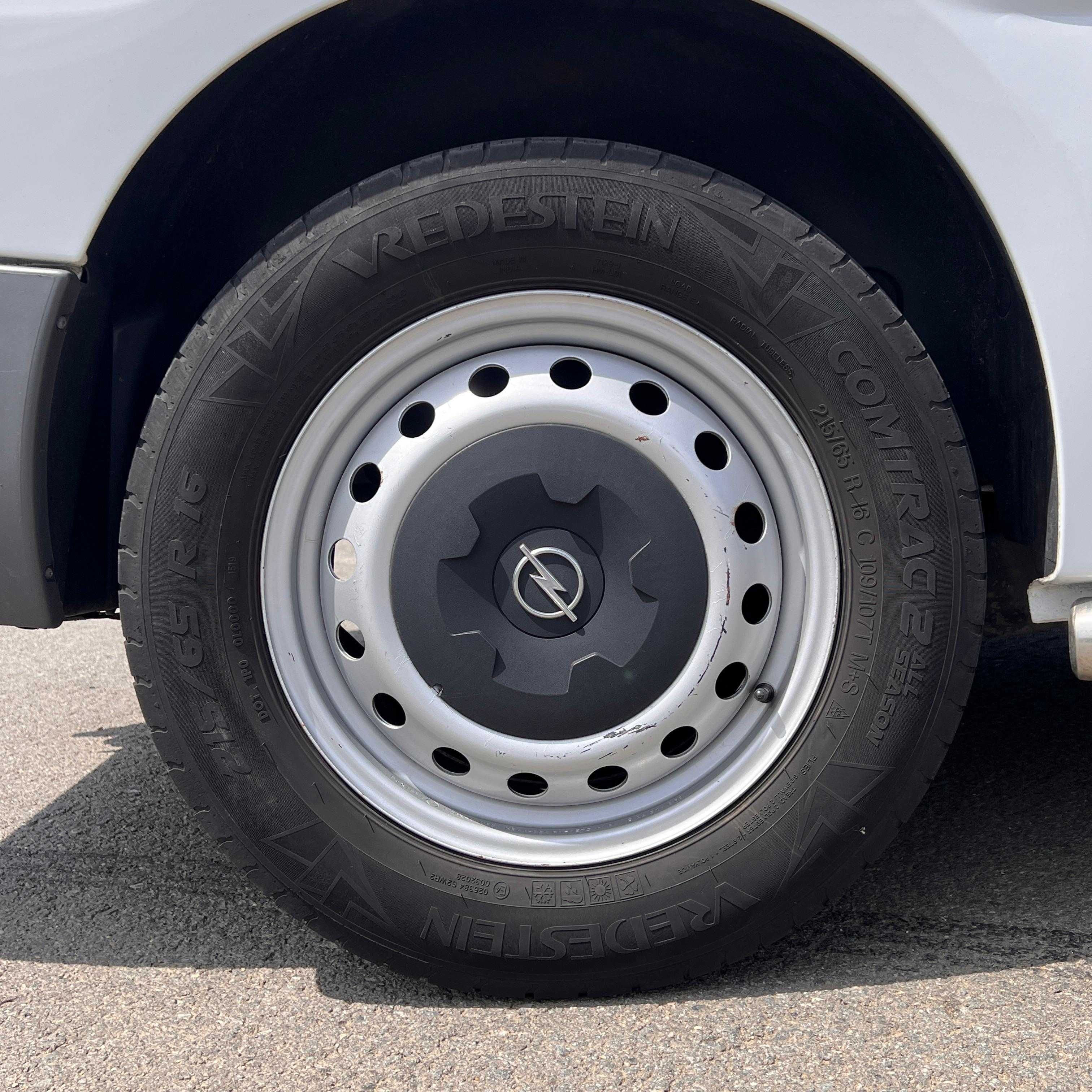 Opel Vivaro Model Scurt