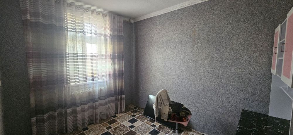 3 honali dom sotiladi